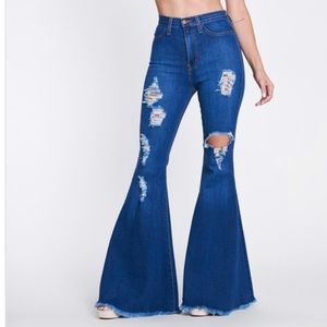 Arisa Beautiful Closet